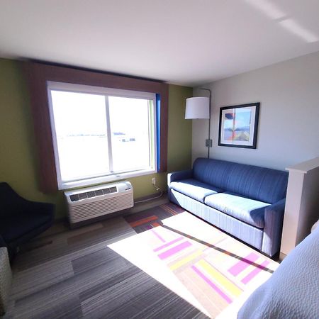 Holiday Inn Express & Suites - Nebraska City By Ihg Exterior foto
